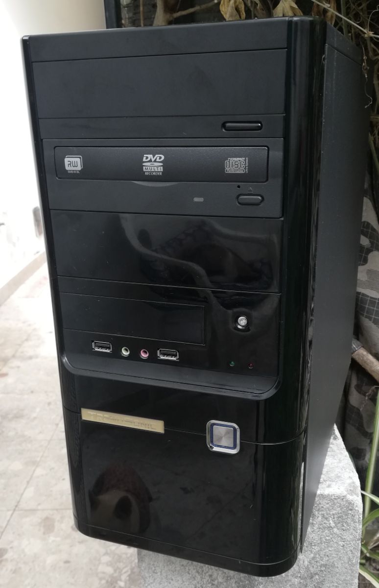 CPU COMPUTADORAS X 2 - 100% FUNCIONALES