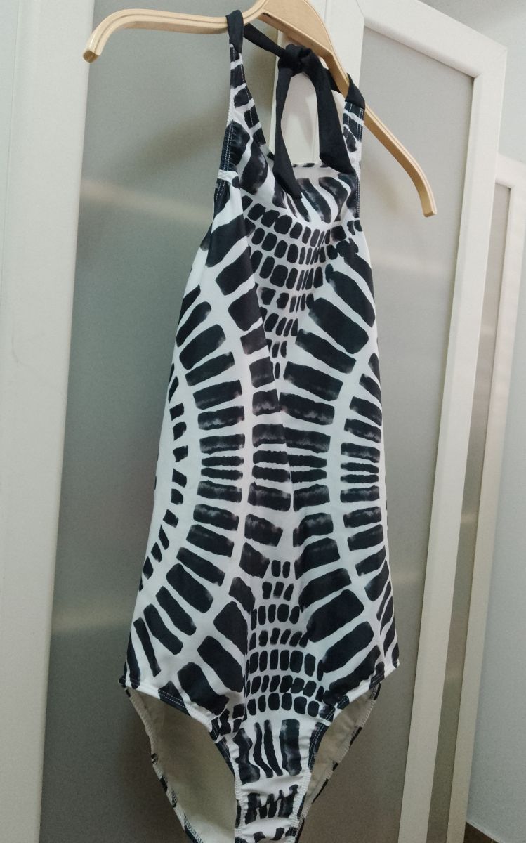 Lote de 6 prendas de verano de Mujer.