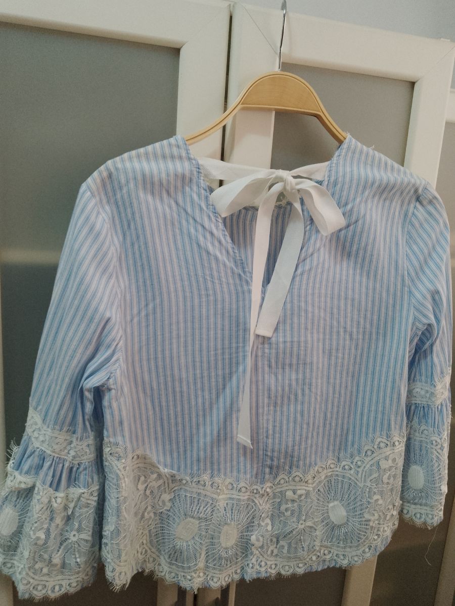 Conjunto de 2 piezas: jean Sweet + blusa rayada con broderie . *JEAN VENDIDO*
