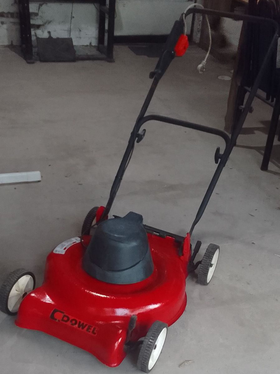 Cortadora de  cesped Dowel con regulador de altura