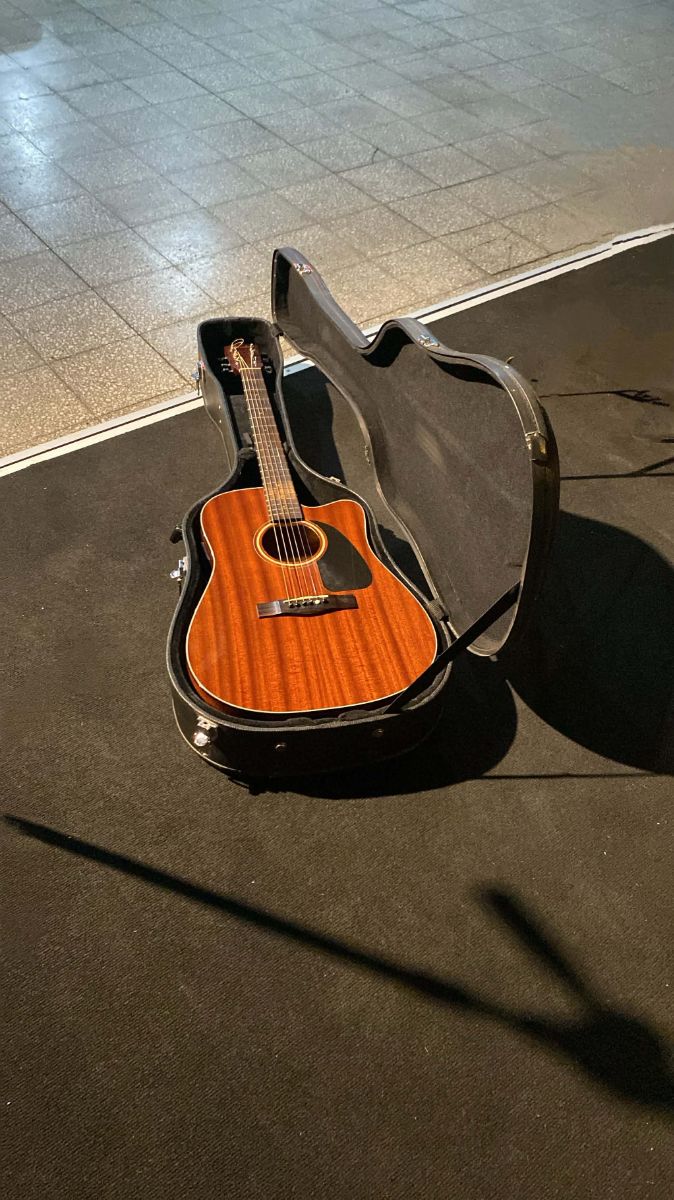 guitarra electroacustica Fender
