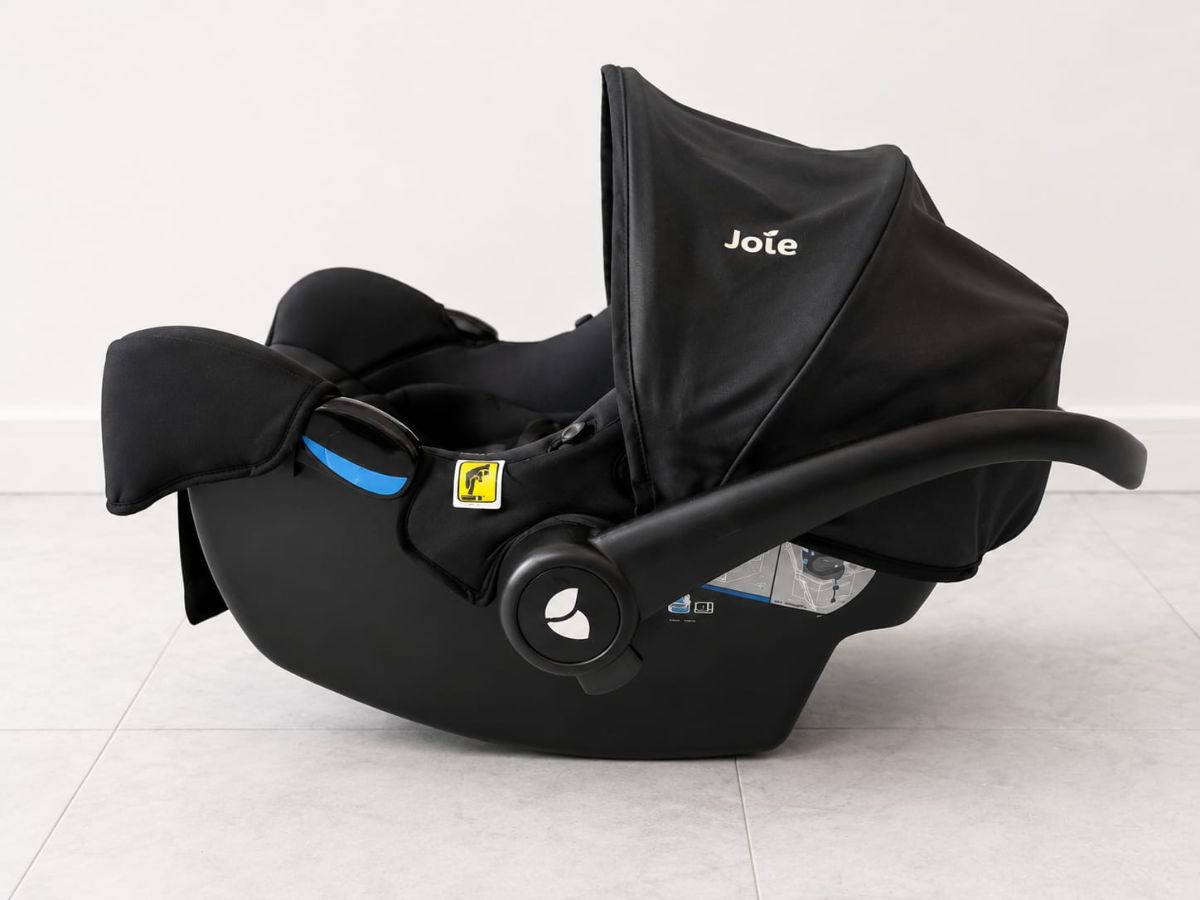 Huevito Butaca Para Auto Joie i - Sung Silla De Bebé Color Negro