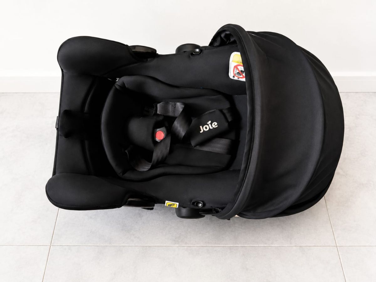 Huevito Butaca Para Auto Joie i - Sung Silla De Bebé Color Negro