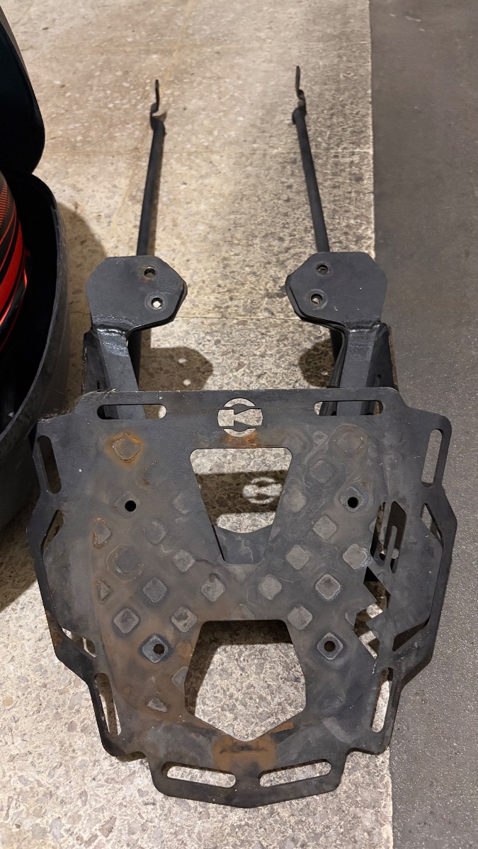 Porta equipaje más baúl NS200
