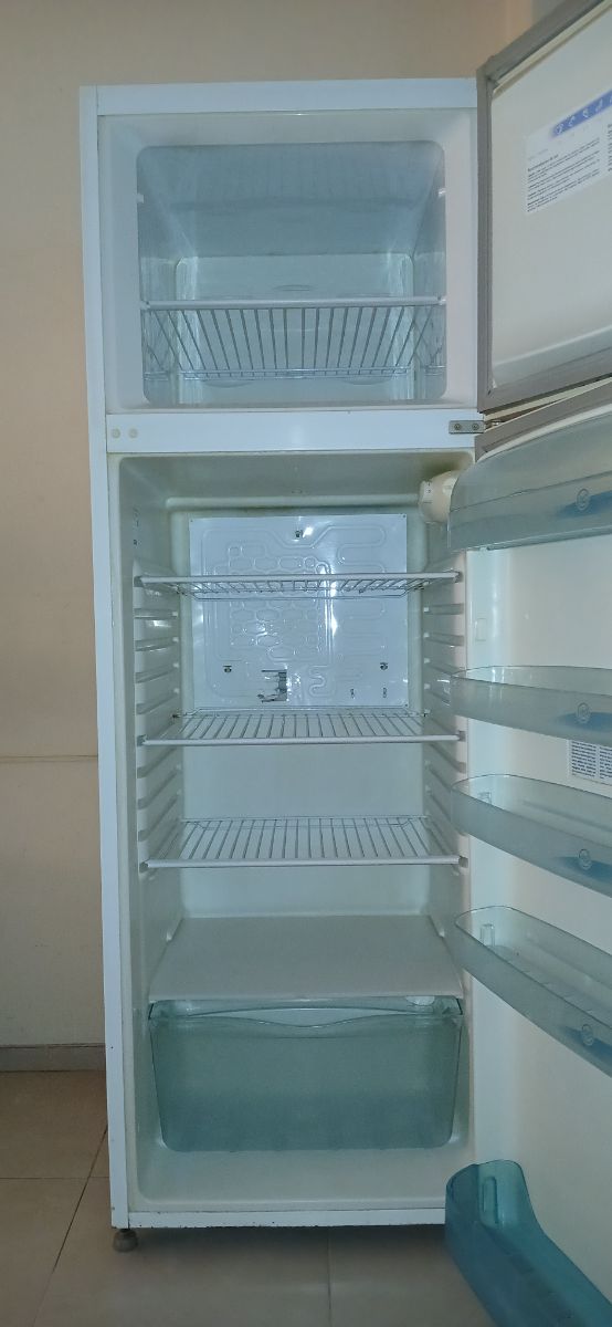 Heladera con freezer Electrolux