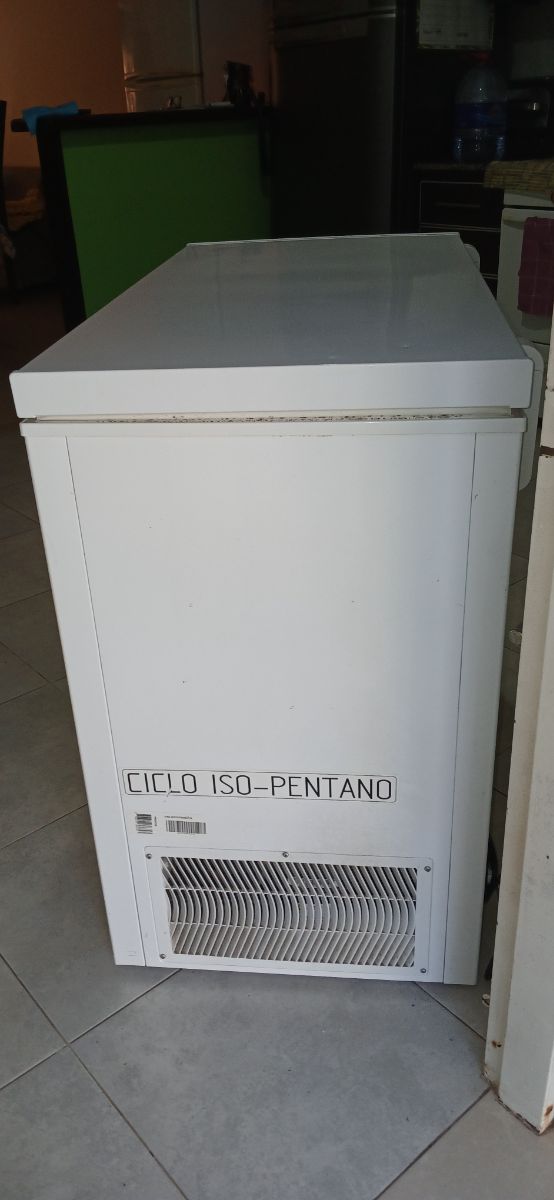 Freezer Philco 198lts. Muy buen estado ,funcionando perfecto
