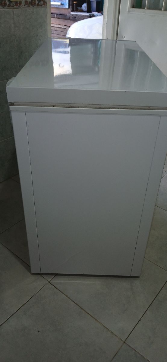 Freezer Philco 198lts. Muy buen estado ,funcionando perfecto
