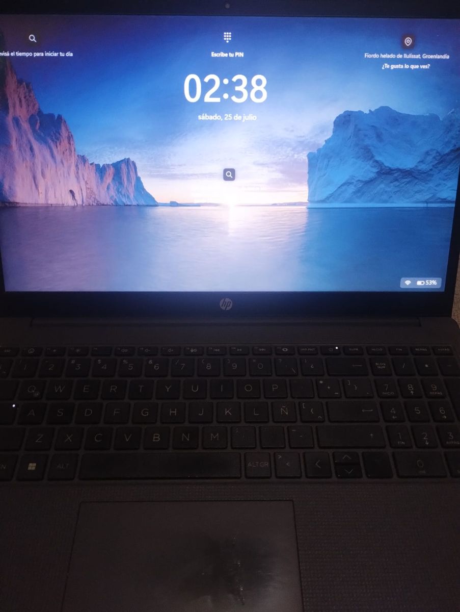 VENDO Notebook HP | AMD Ryzen 3 7330U / 16GB RAM / 1TB SSD | ¡Impecable!