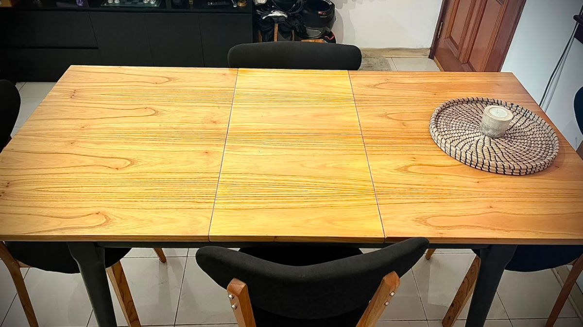 Juego de comedor (Mesa y sillas) en paraíso combinado con negro (mesa extensible + 6 sillas)