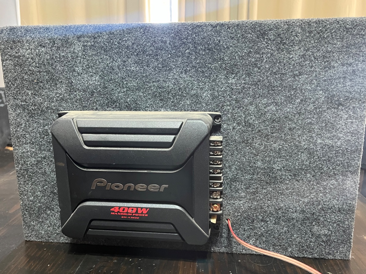 Parlante y potencia pionner subwoofer
