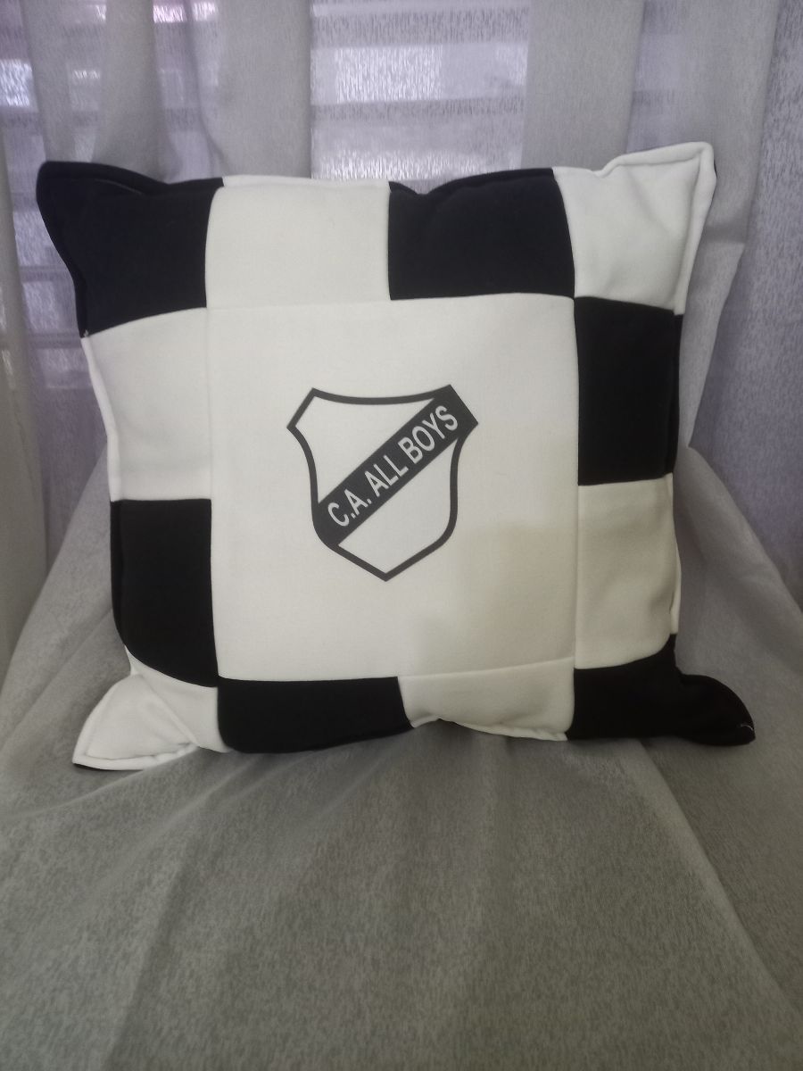 ALMOHADON DE ALL BOYS