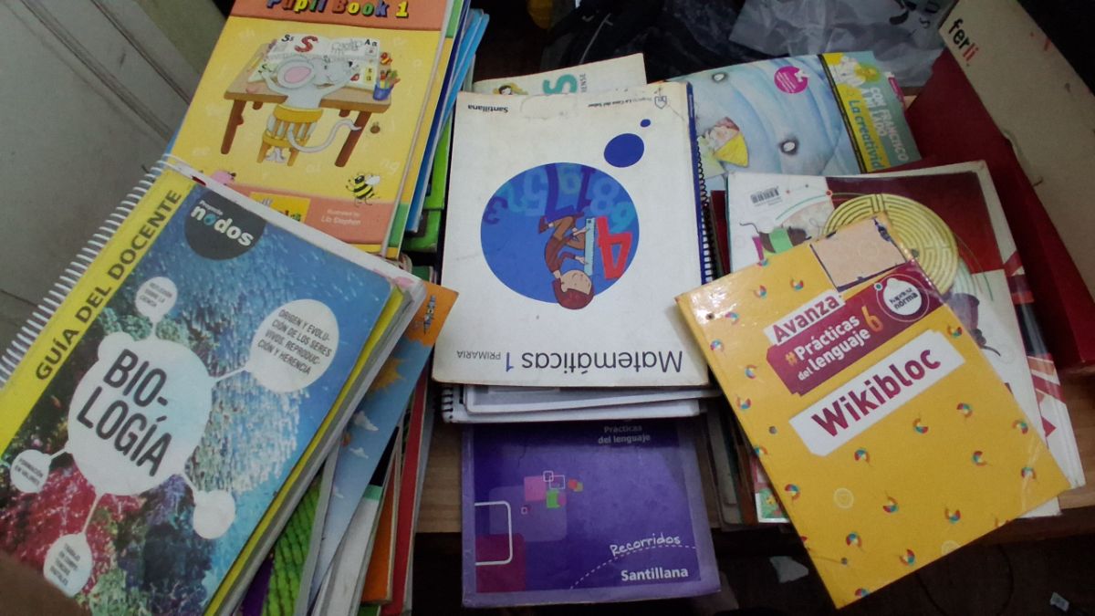 Más de 60 libros de texto