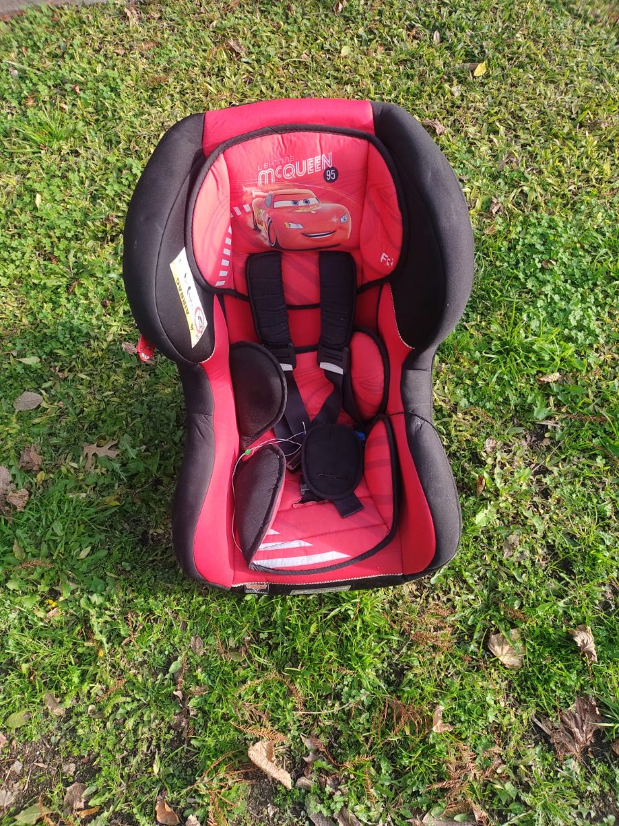 Butaca infantil para auto
