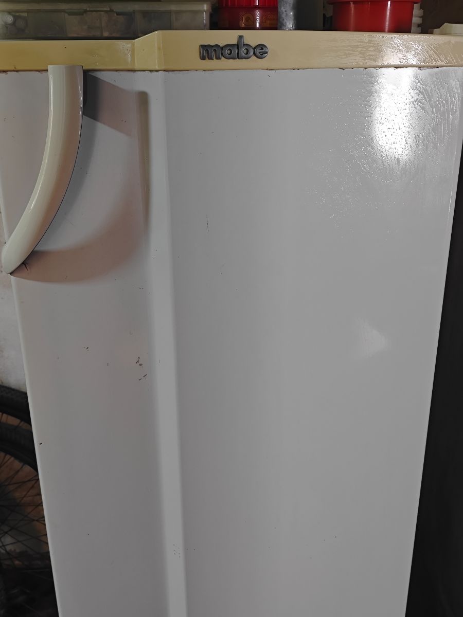 Heladera Mabe con congelador